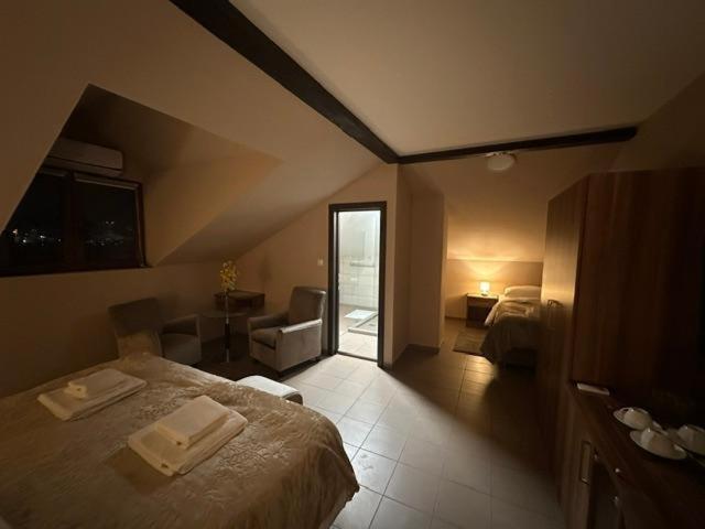 Jp Motel Mali Pariz 博尔 外观 照片