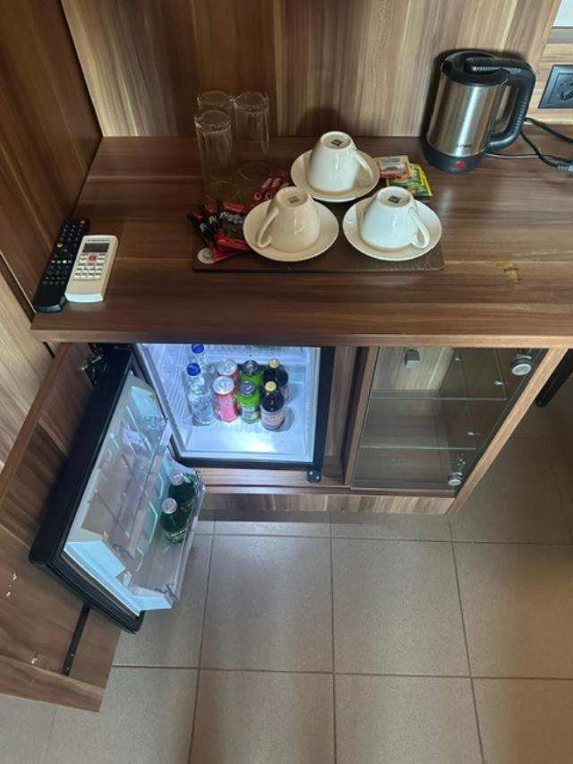 Jp Motel Mali Pariz 博尔 外观 照片