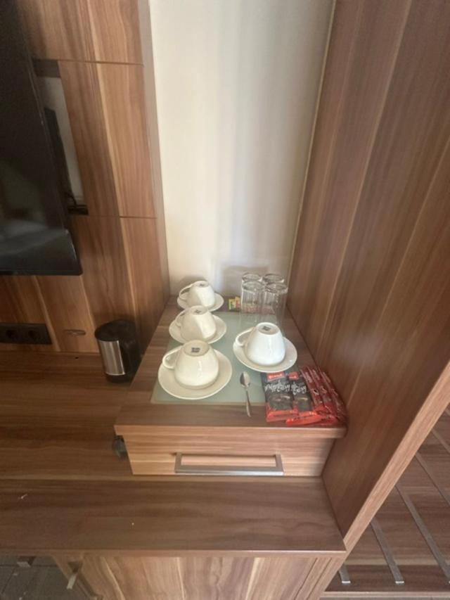 Jp Motel Mali Pariz 博尔 外观 照片