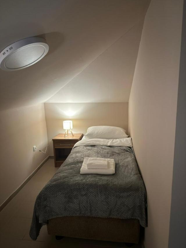 Jp Motel Mali Pariz 博尔 外观 照片